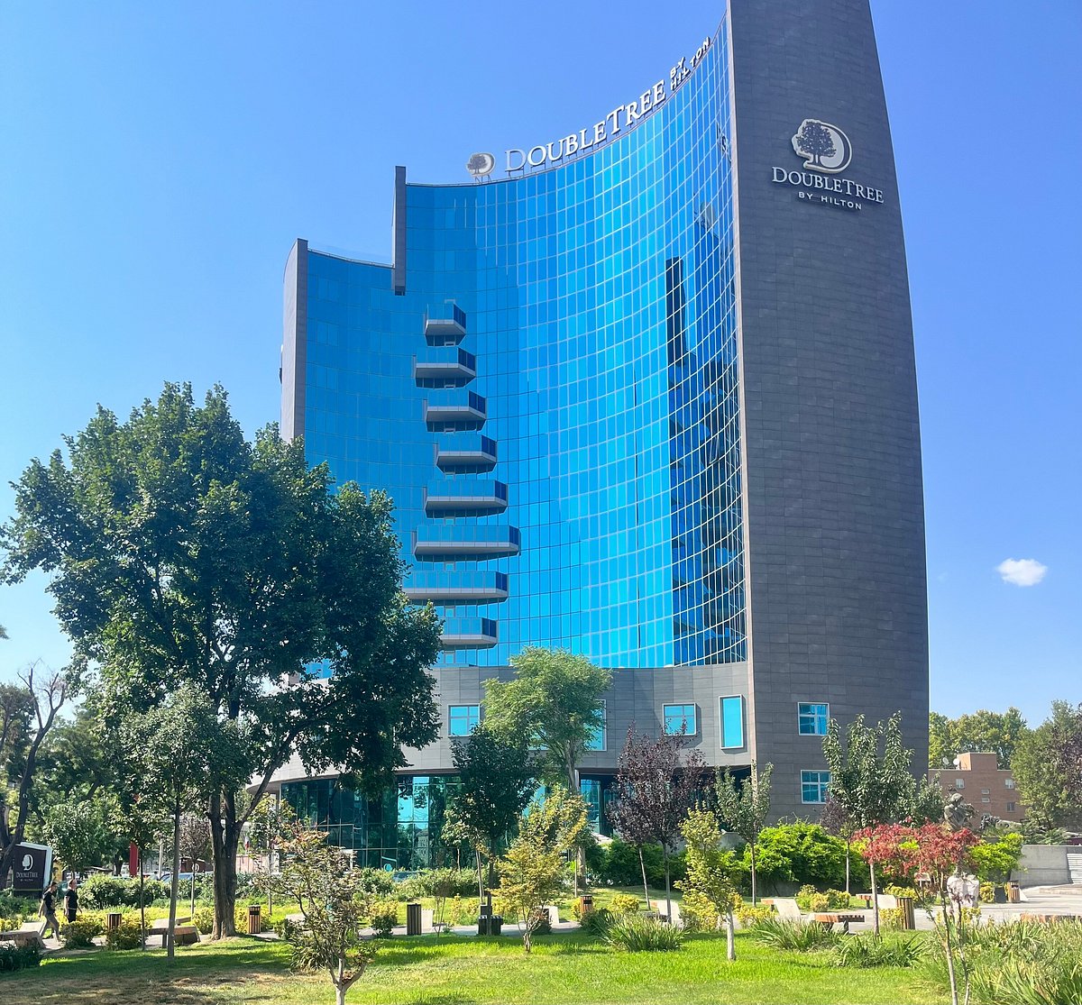 Zvartnots-DoubleTree By Hilton Yerevan